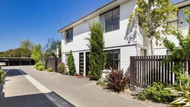 8/544 Barbadoes Street, Edgeware, Christchurch - Carousel 1