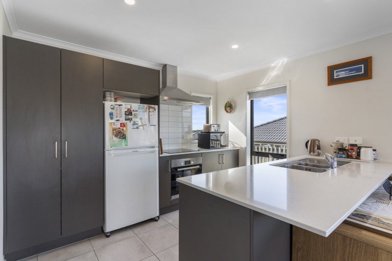 3 Harakeke Way, Papamoa Beach, Papamoa - Carousel 2
