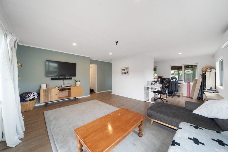 3/43 Blake Road, Māngere East, Auckland - Carousel 2