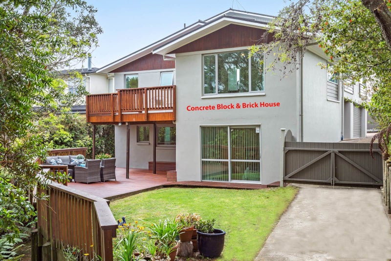 10 Dalmeny Close, Murrays Bay, Auckland - Carousel 2