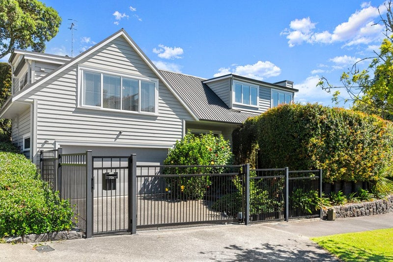 73A Reihana Street, Orakei, Auckland - Carousel 1
