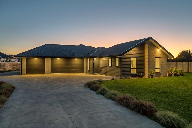 1 Harrier Place, Amberley - Carousel 30