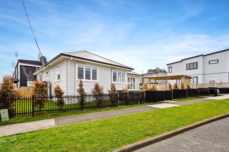 1/20 James Laurie Street, Henderson, Auckland - Carousel 13