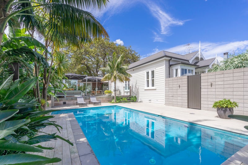 3 Finch Street, Morningside, Auckland - Carousel 1