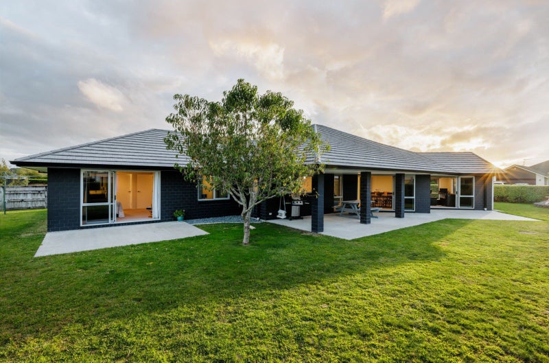 45 Plescher Crescent, Leamington, Cambridge - Carousel 2