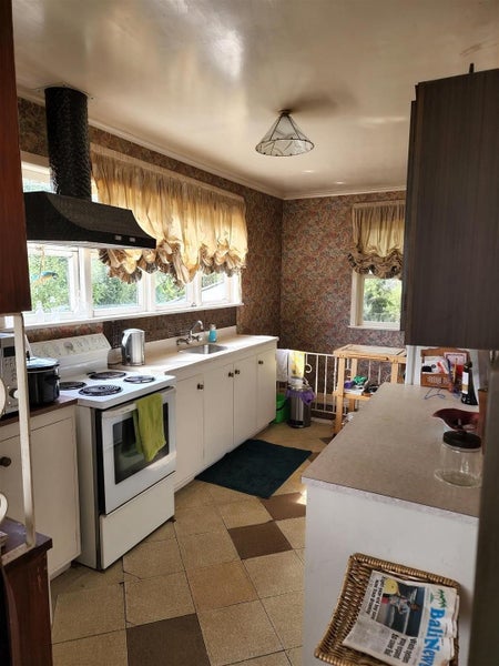 2 Shortt Avenue, Mangere Bridge, Auckland - Carousel 23