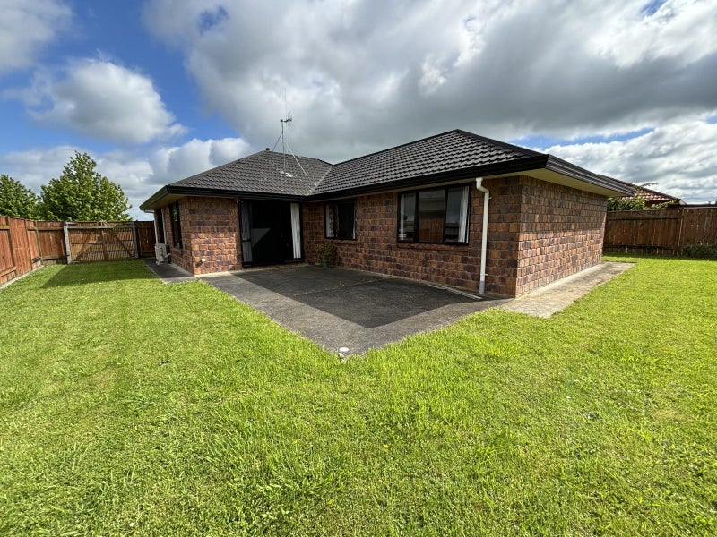 64 Branigan Parade, Kelvin Grove, Palmerston North - Carousel 19
