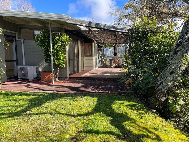 7 Ripon Crescent, Meadowbank, Auckland - Carousel 2