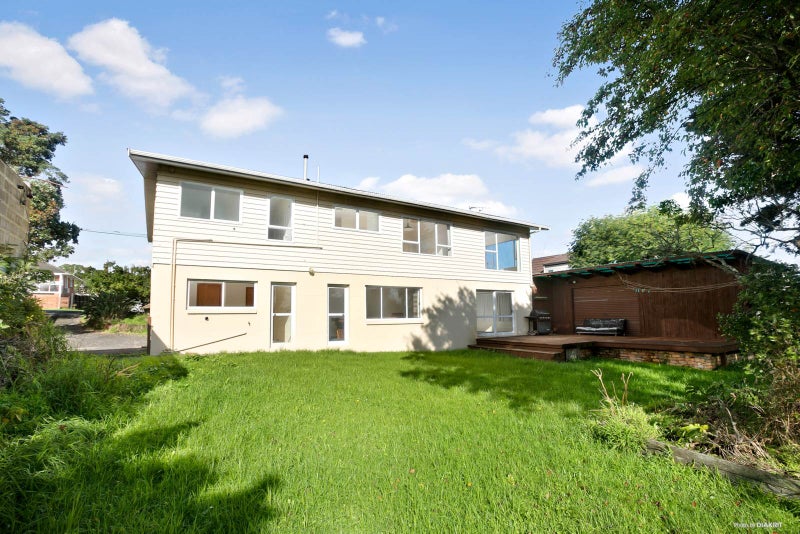 3 Corrella Road, Belmont, Auckland - Carousel 1