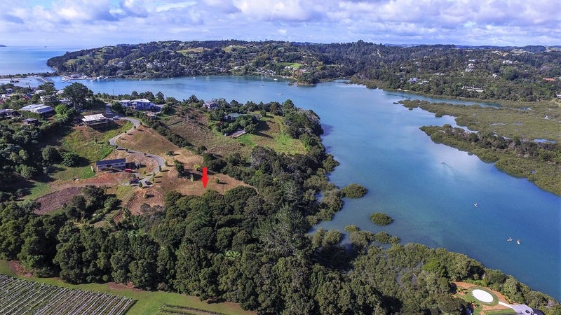 22 Green Road, Warkworth - Carousel 2