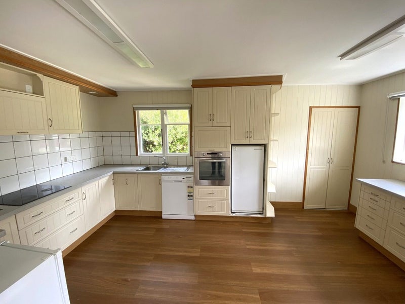 199 Helensburgh Road, Wakari, Dunedin - Carousel 1