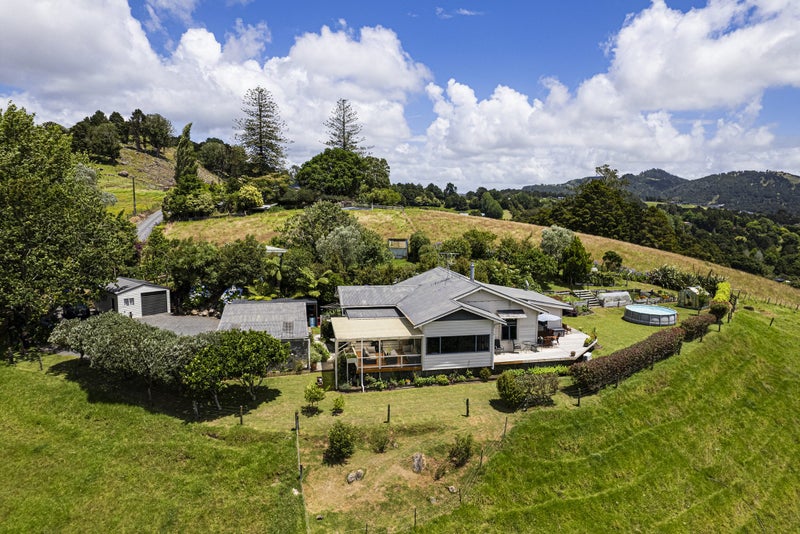 374A Vinegar Hill Road, Kamo - Carousel 1