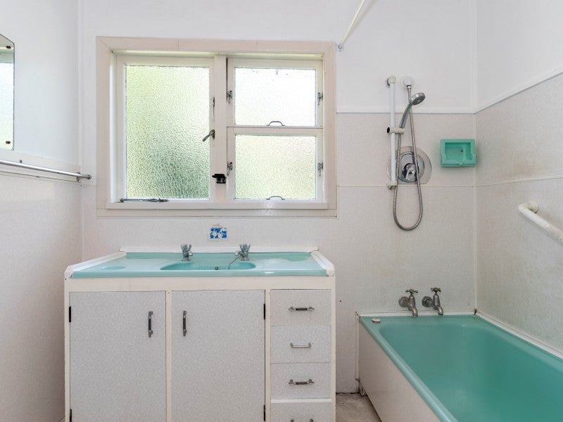 15 Merivale Road, Parkvale, Tauranga - Carousel 22