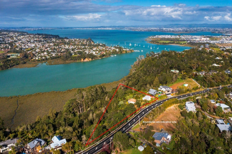 61 Upper Harbour Drive, Greenhithe, Auckland - Carousel 1