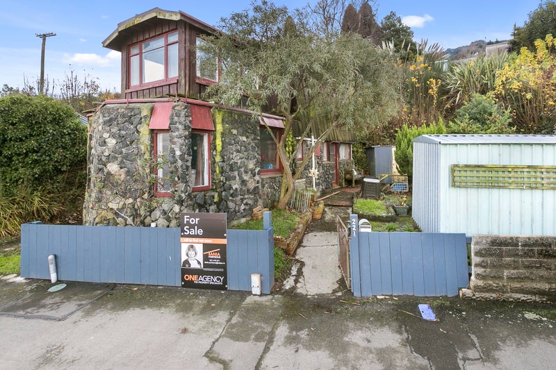 221 Ravensbourne Road, Ravensbourne, Dunedin - Carousel 2