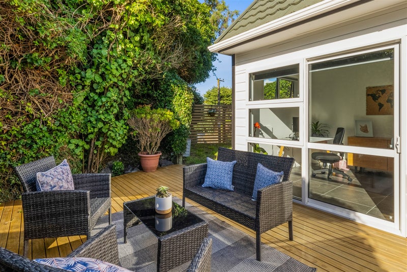 3 Corlett Road, Plimmerton, Porirua - Carousel 34