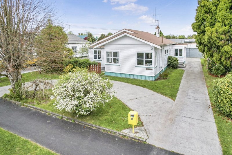 32 East Street, Claudelands, Hamilton - Carousel 1