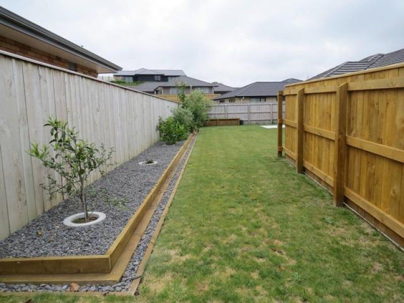 35 Cyrus Street, Whalers Gate, New Plymouth - Carousel 9