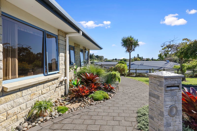 8/32 Mill Road, Lower Vogeltown, New Plymouth - Carousel 2