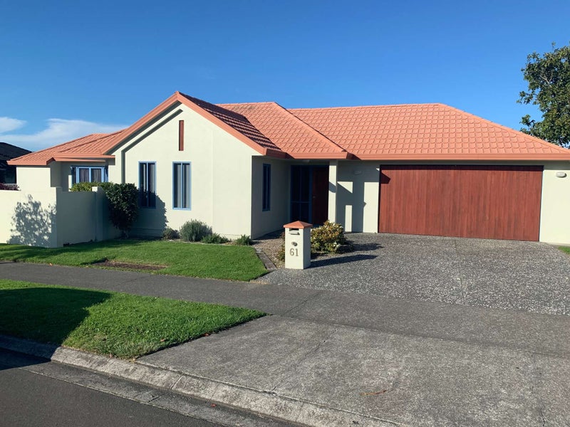 61 Kensington Drive, Taradale, Napier - Carousel 1