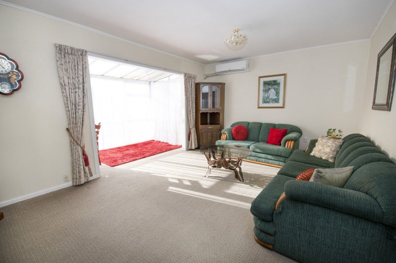 34A Clarence Cox Crescent, Pirimai, Napier - Carousel 1