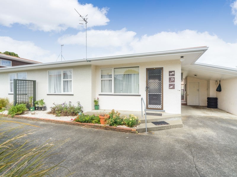 2/360 College Street, West End, Palmerston North - Carousel 16