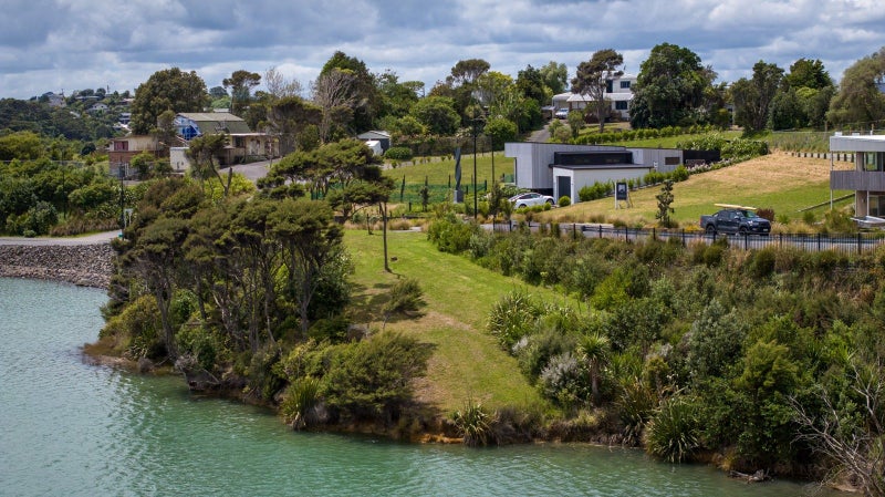 5 Rangitahi Road, Raglan, Raglan - Carousel 2