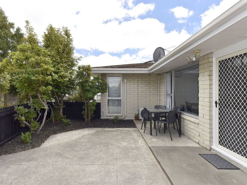 2/8 Bowen Street, Upper Riccarton, Christchurch - Carousel 2