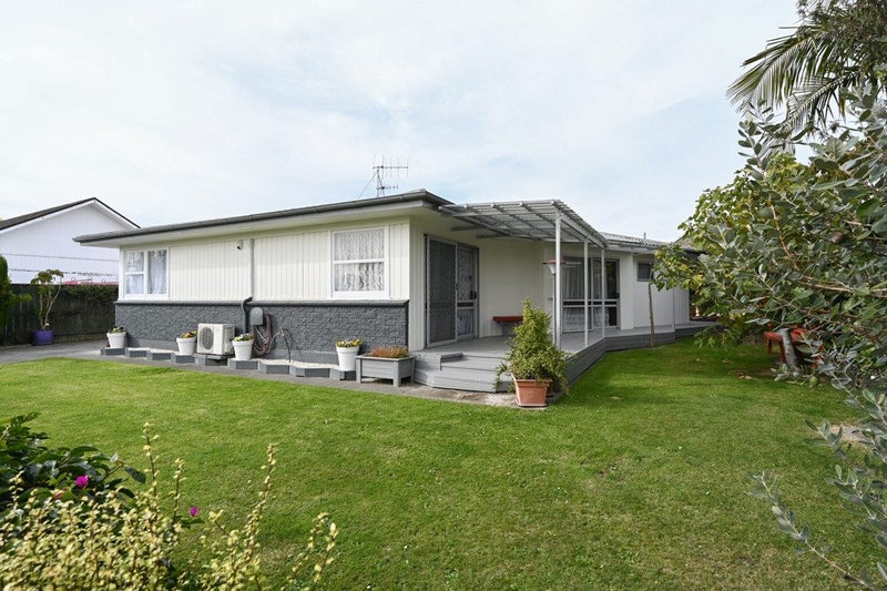 7 Wynyard Crescent, Tamatea, Napier - Carousel 1