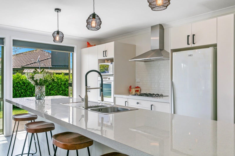 9 Barbary Close, Wharewaka, Taupo - Carousel 2