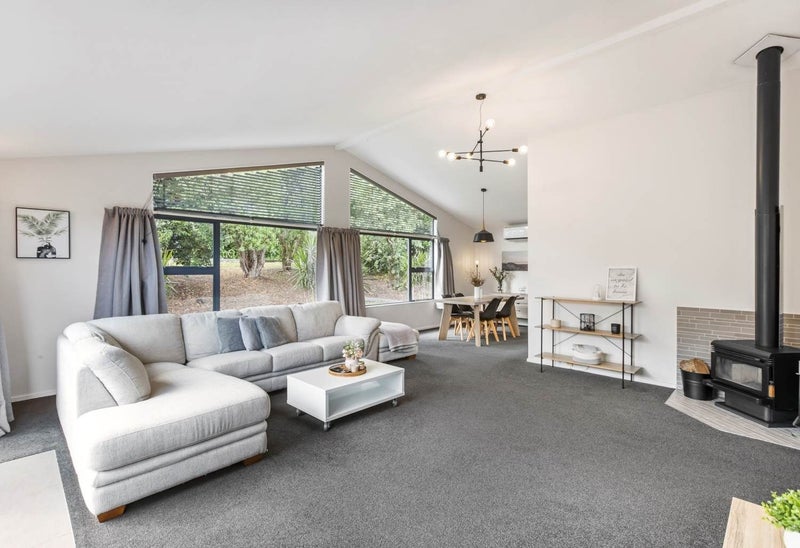 16 Moera Place, Stanmore Bay, Whangaparaoa - Carousel 2