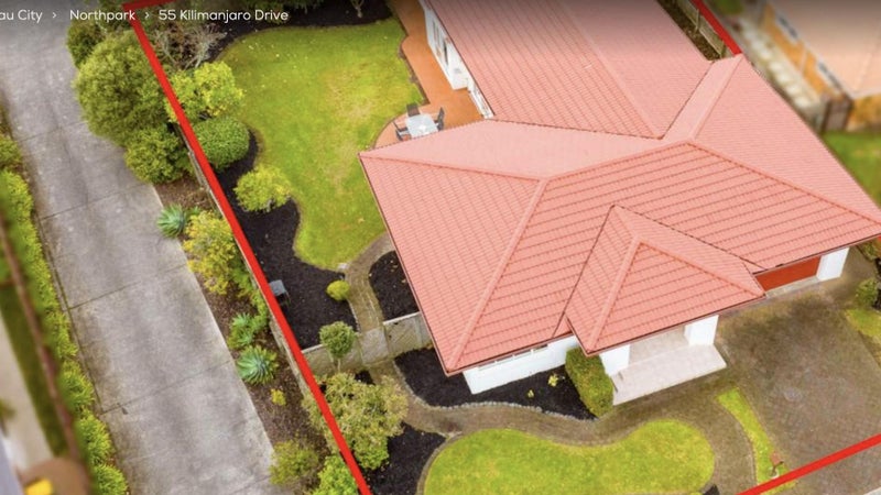 55 Kilimanjaro Drive, Northpark, Auckland - Carousel 1