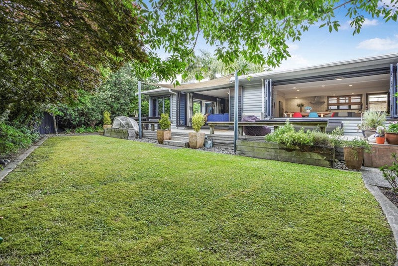 22 Bretton Terrace, Hillcrest, Hamilton - Carousel 2