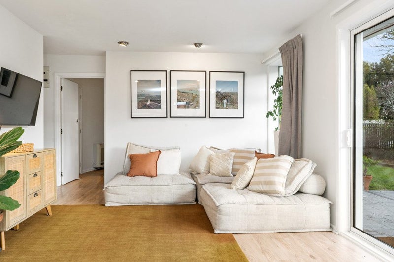 3 Saunders Place, Redwood, Christchurch - Carousel 2