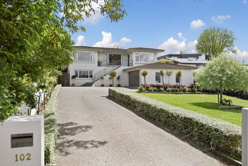 102 Awatere Avenue, Beerescourt, Hamilton - Carousel 1