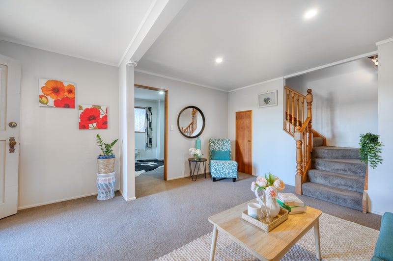 9A Chequers Way, Crofton Downs, Wellington - Carousel 2