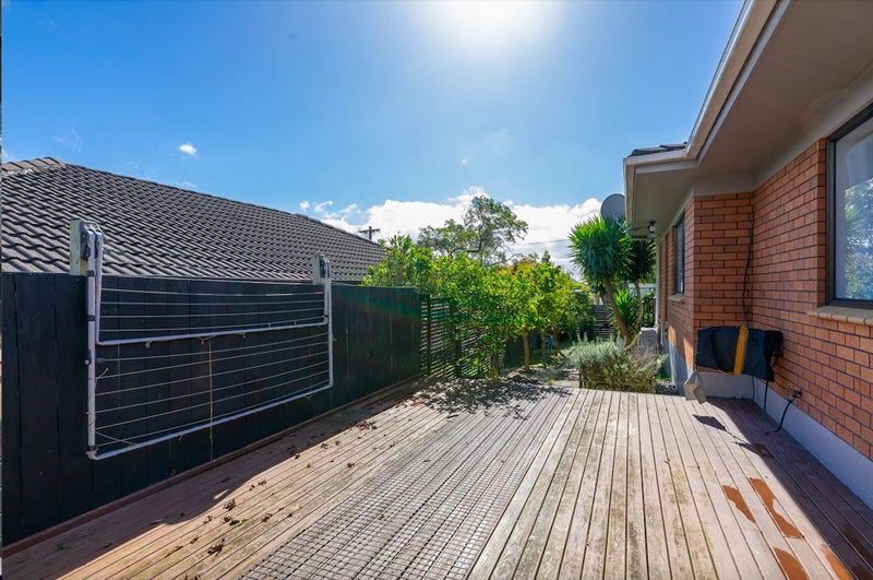 1/10 Bolton Street, Blockhouse Bay, Auckland - Carousel 16
