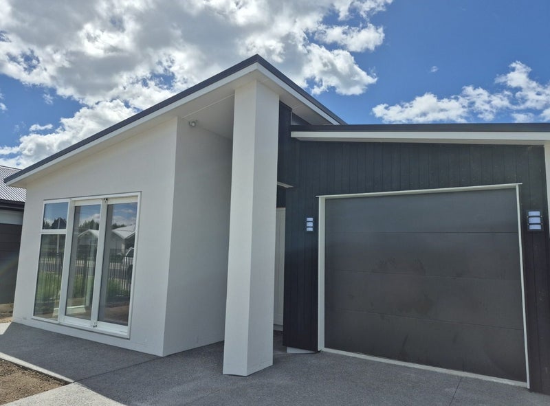 11 Te Rina Boulevard, OMOKOROA - Carousel 1