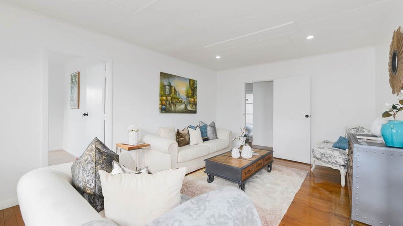 263 Richardson Road, New Windsor, Auckland - Carousel 1