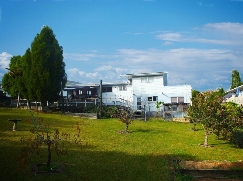 8 West View Crescent, Onerahi, Whangarei - Carousel 1