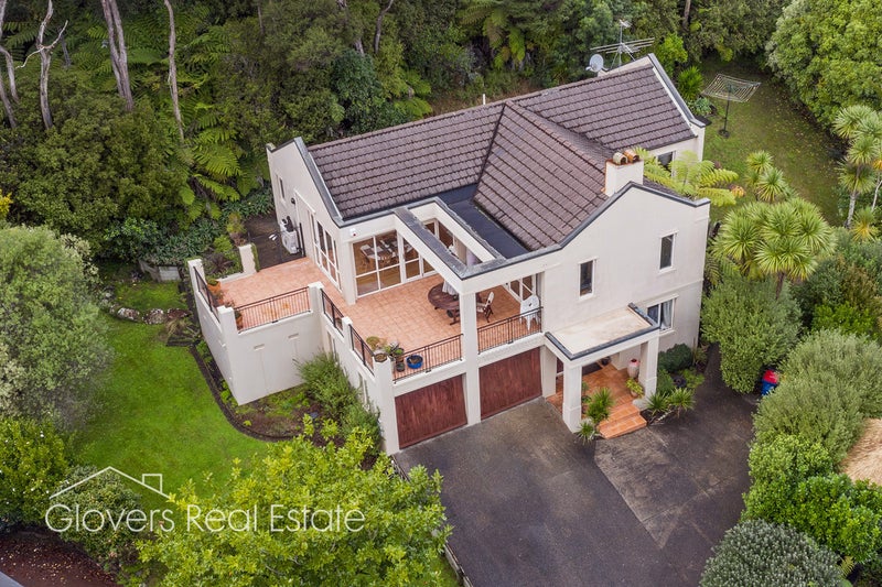 23A Woodfern Crescent, Titirangi, Auckland - Carousel 1