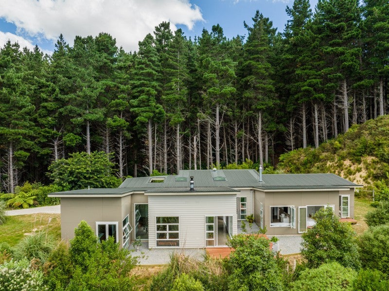 298F Paekakariki Hill Road, Pauatahanui, Porirua - Carousel 2