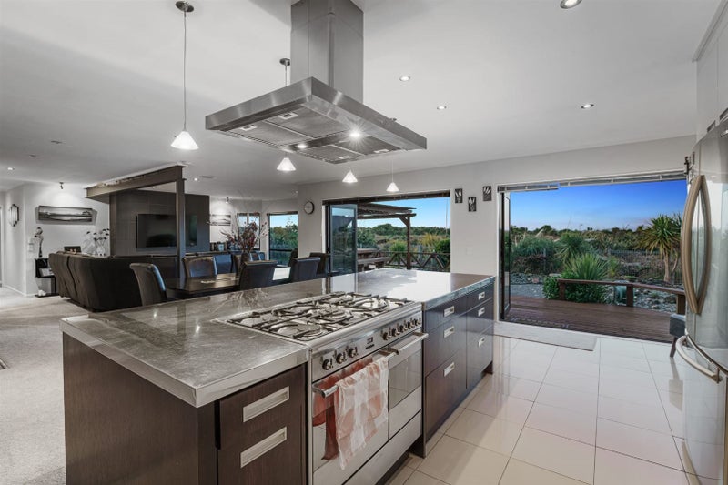 263 Manly Street, Paraparaumu Beach, Paraparaumu - Carousel 1