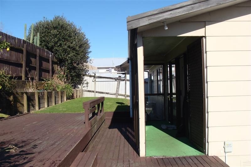 9B Lincoln Terrace, Gate Pa, Tauranga - Carousel 2