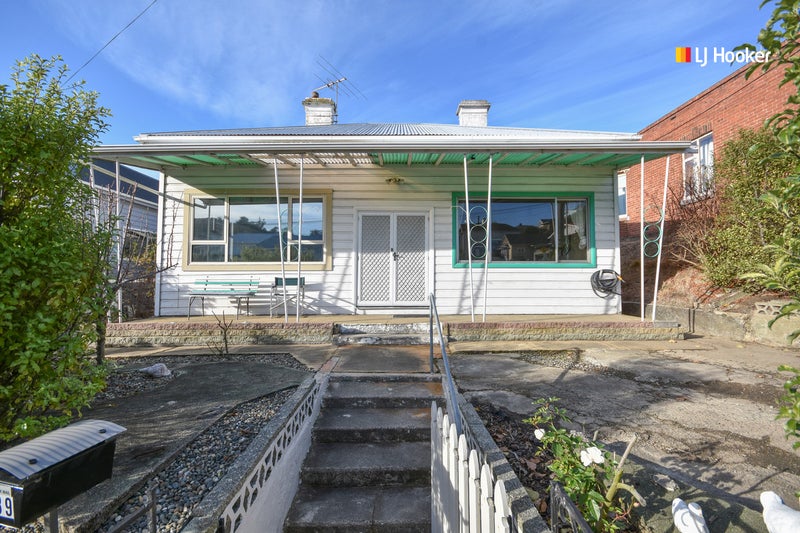 389 South Road, Caversham, Dunedin - Carousel 1