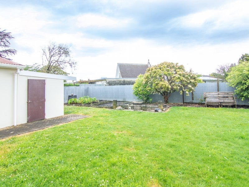 33 Kent Crescent, Awapuni, Palmerston North - Carousel 18