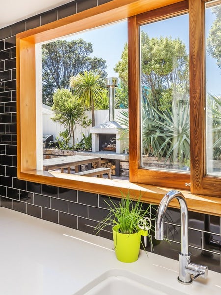 68A Lyall Parade, Lyall Bay, Wellington - Carousel 1