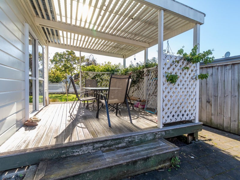 209 Gallien Street, Saint Leonards, Hastings - Carousel 17