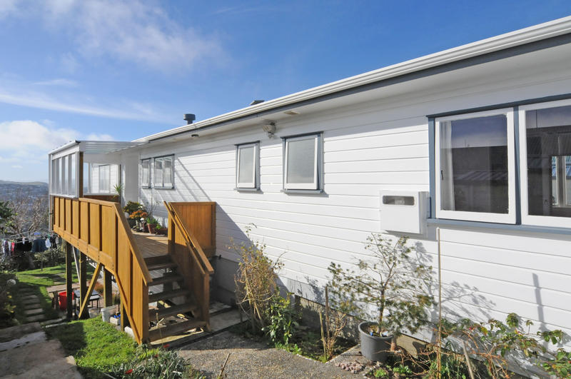 32 Nalanda Crescent, Broadmeadows, Wellington - Carousel 1