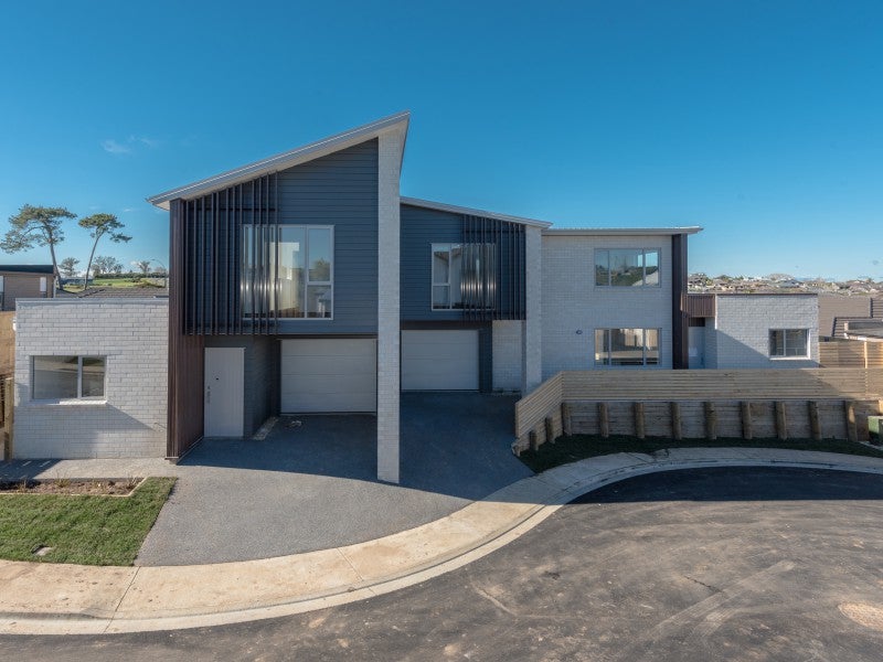 11 Springside Court, Huntington, Hamilton - Carousel 2